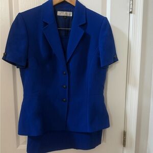 Tahari Royal Blue Short Sleeve Blazer & Skirt Set | Blazer size 10, Skirt Size 8